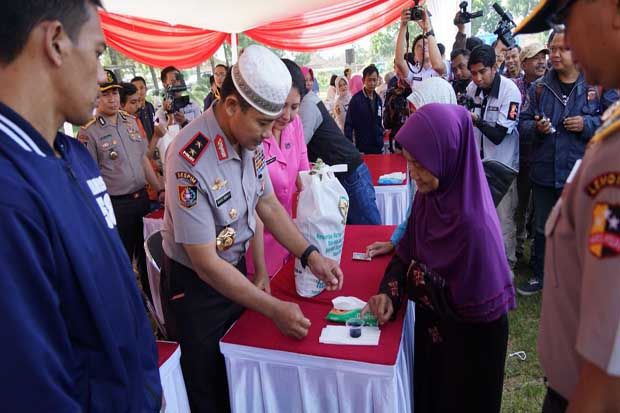 Warga Lembang Antusias...
