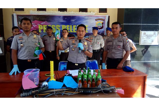 Sita Puluhan Bahan Peledak,...