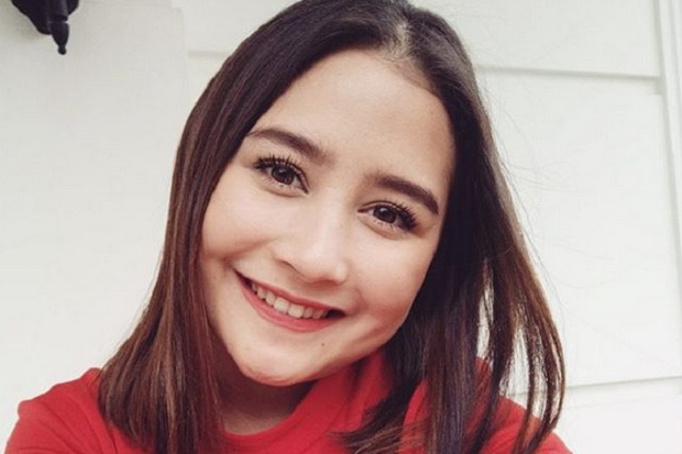 Prilly Latuconsina Rutin...