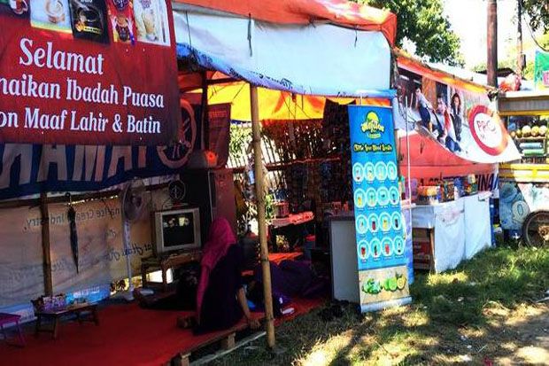 Jelang Mudik, Warung...