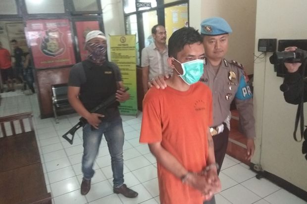 Pencuri Spesialis Kamar...