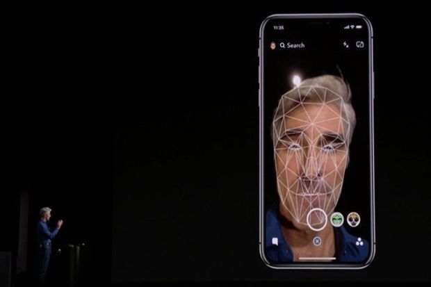 Gunakan iOS 12, FaceID...