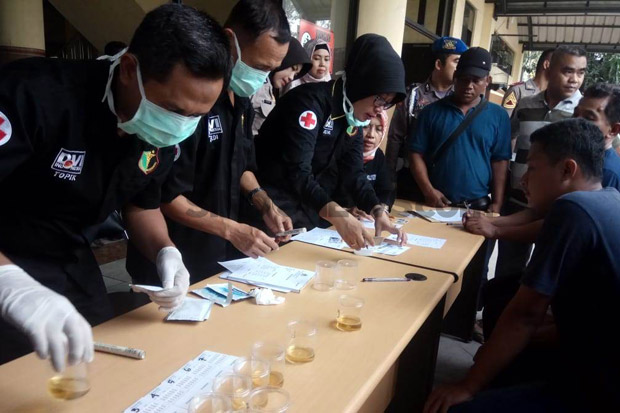 Antar Pemudik, Sopir...