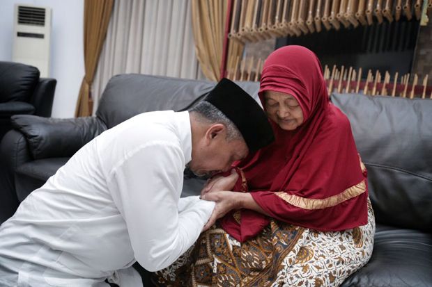 Ibunda Cawagub Jabar...