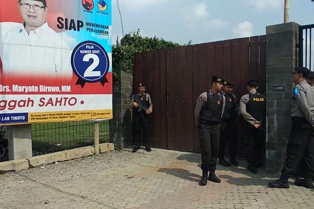 Geledah Rumah Syahri...