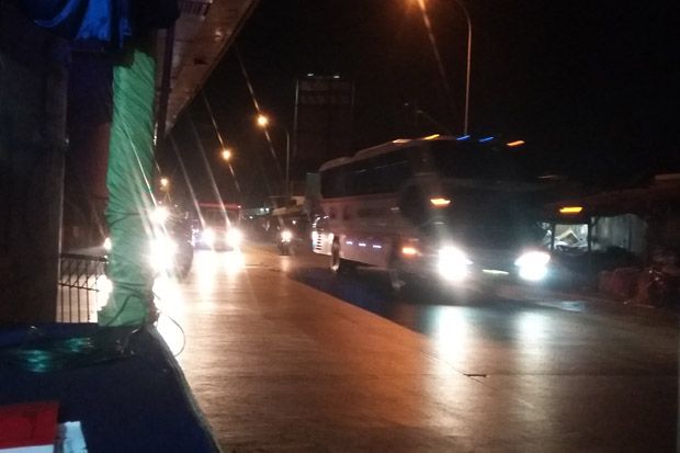 Pemudik Mulai Melintasi...