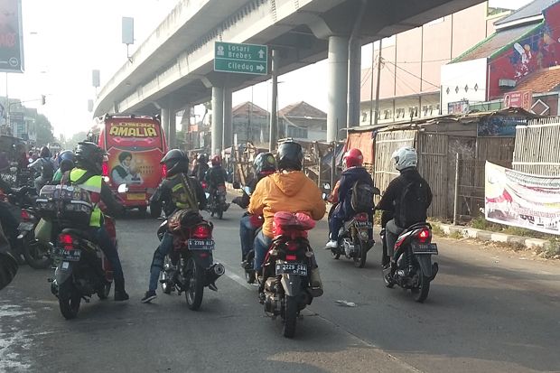 Pemudik Bersepeda Motor...