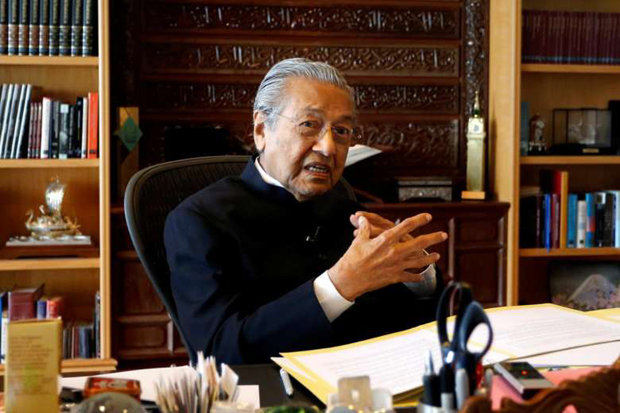 Di Jepang, Mahathir...