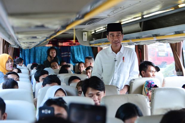 Ketika Jokowi Sapa Pemudik...