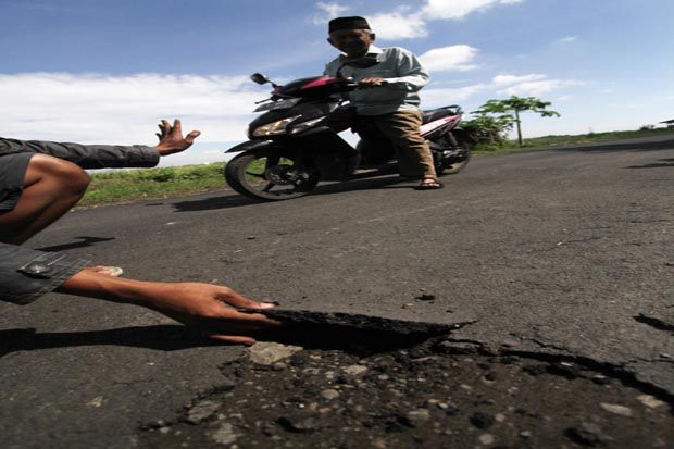 Bupati Mojokerto Tersangka,...