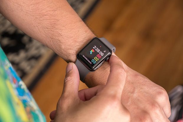 Tombol Fisik Apple Watch...