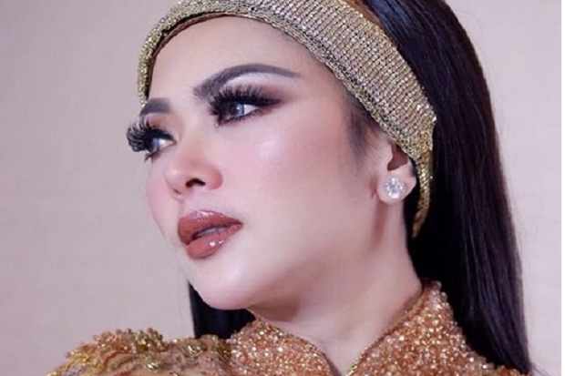 Tampil Glowing dengan...