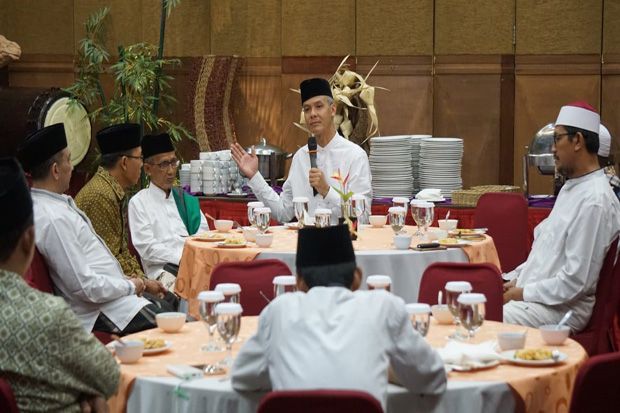 Jelang Coblosan, Ganjar...