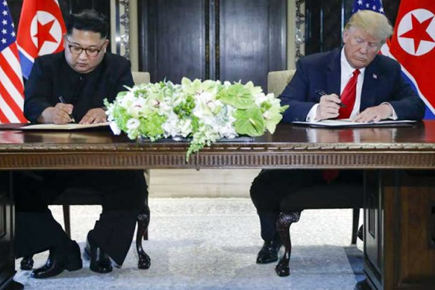 Trump-Jong-un Tandatangani...