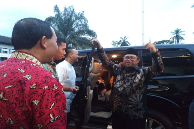 Resmi Tanggalkan Jabatan...
