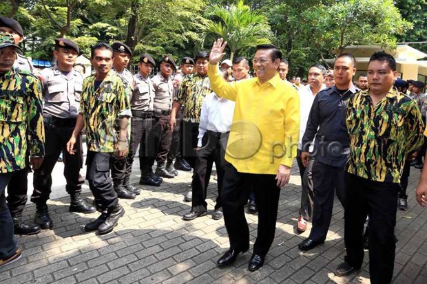 Titiek ke Berkarya,...