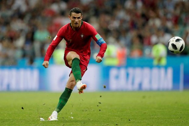 Pelatih Portugal : Ronaldo...