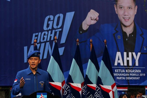 AHY Sindir Revolusi...
