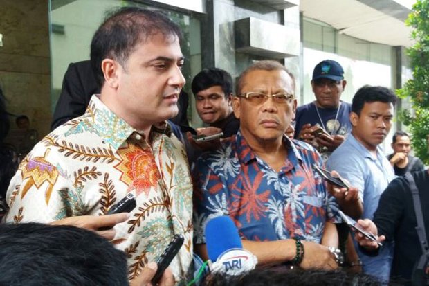 Momen Idul Fitri, Sam...