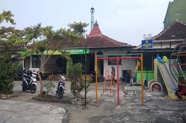 Masjid Sultoni Gunungkidul,...
