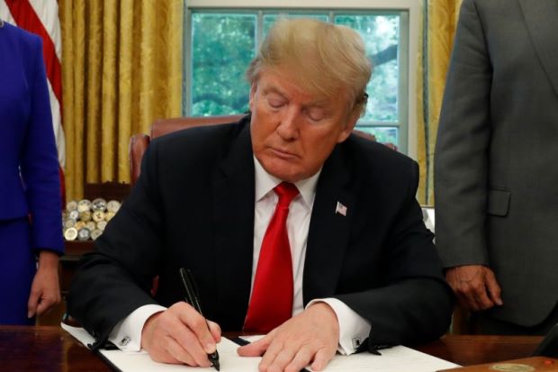 Dikecam Publik, Trump...