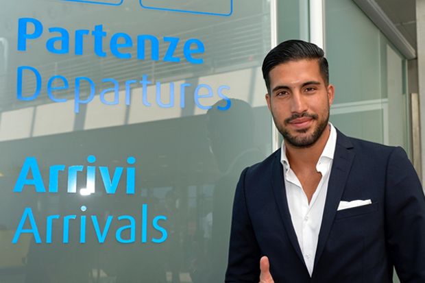 Datang ke Turin, Emre...