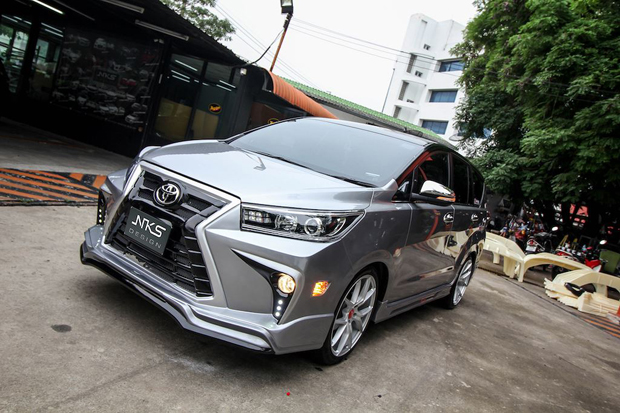 Toyota Innova Sentuhan...