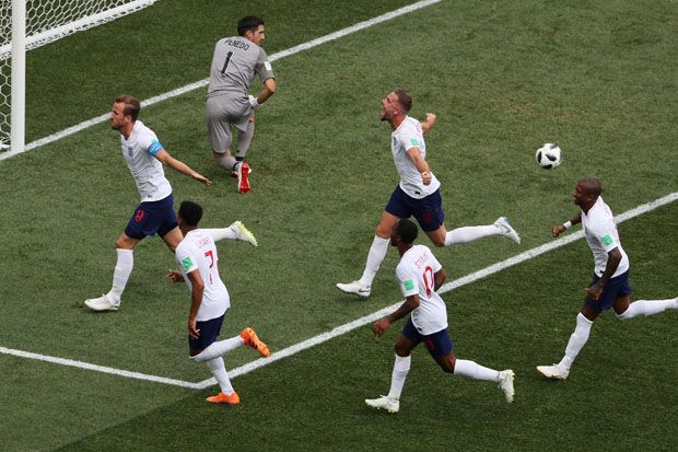 Harry Kane Cetak Hat-trick,...