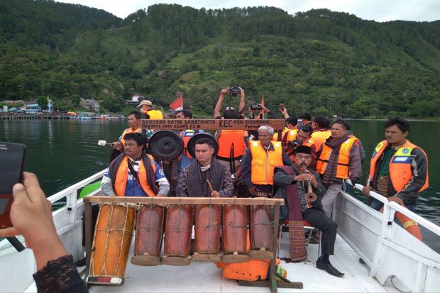 Ritual Leluhur dan Musik...