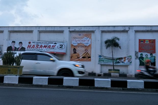 Alat Peraga Kampanye...