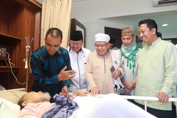Rommy dan KH Syukron...