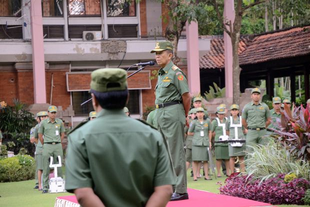 Gubernur Bali Ingatkan...