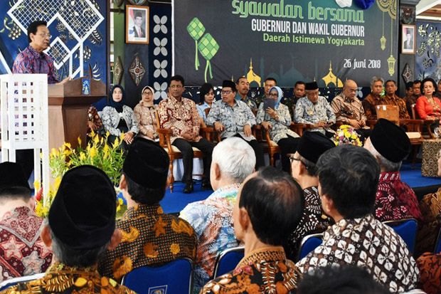 Dibuat Jalan Layang,...