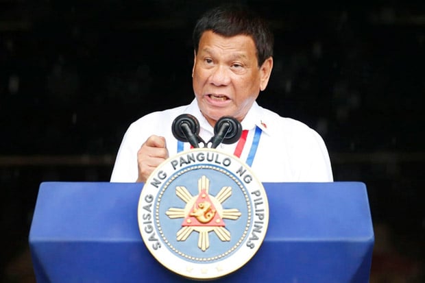 Sebut Tuhan Bodoh, Duterte...