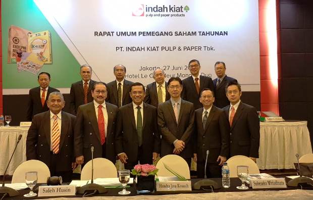 Indah Kiat Sepakat Bagi...