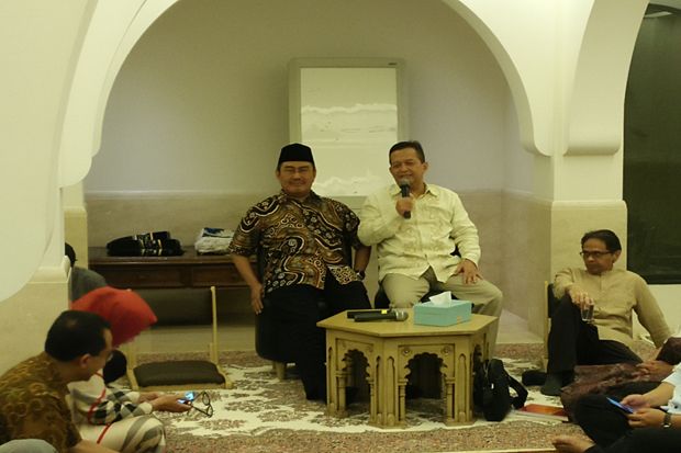 Mantan Ketum PAN Jamu...