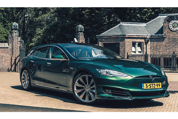 Tesla Model S Shooting...