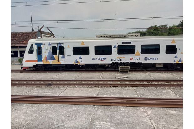KA Bandara-Bekasi Beroperasi,...