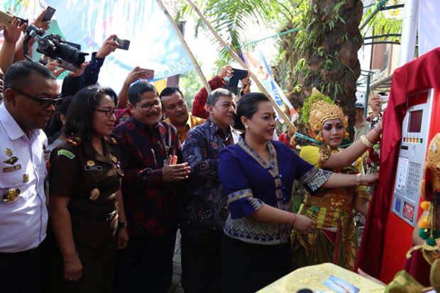 Tabanan Luncurkan Sistem...