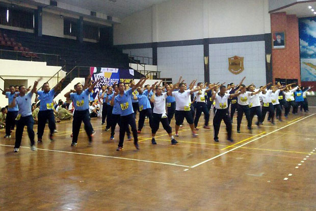 Persiapan Pemecahan...
