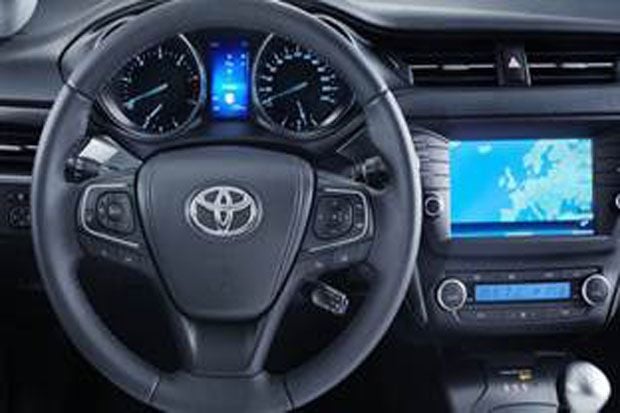 LINE dan Toyota Kerja...
