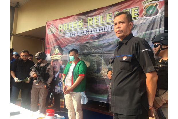 Tersangkut Narkoba,...