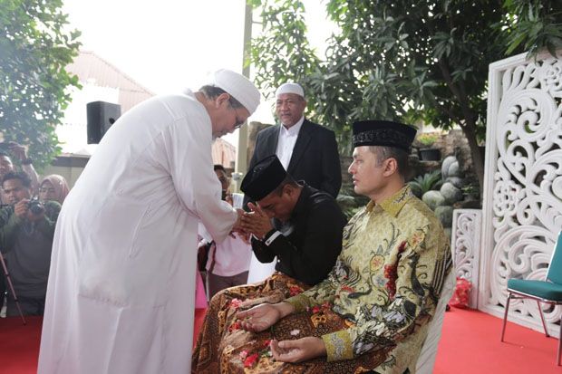 Edy Rahmayadi Temukan...
