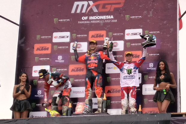Dominasi Race 2, Herlings...