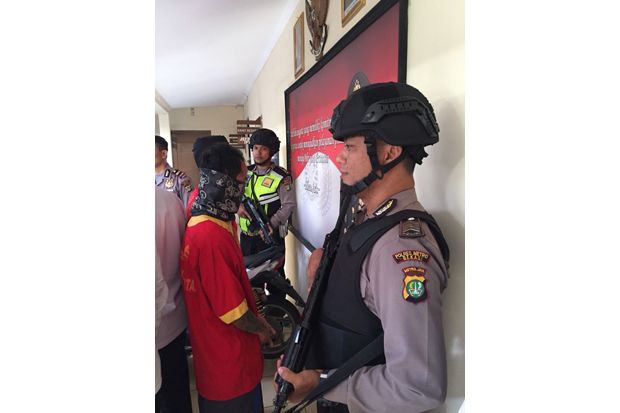 Tergelincir saat Kabur,...