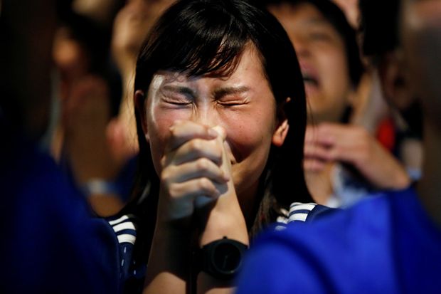 Fans Jepang Menangis,...