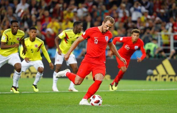 Inggris Rebut Tiket...
