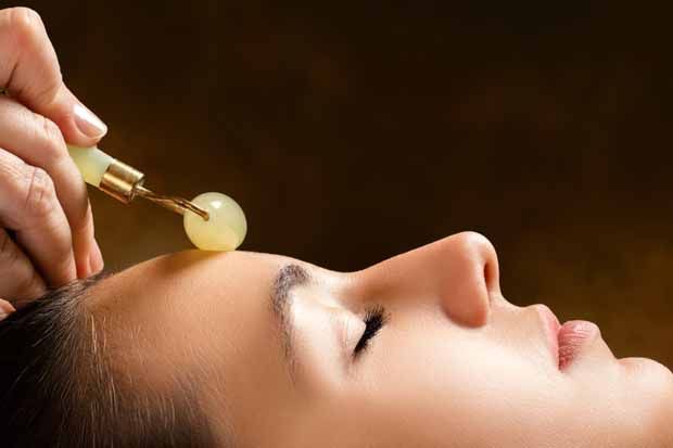 Perawatan Jade Roller...