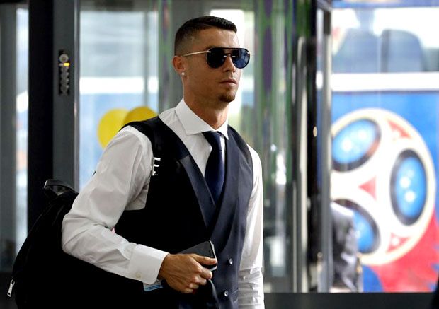 Cristiano Ronaldo Digosipkan...