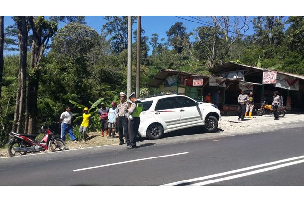 Ditabrak di Tanjakan...